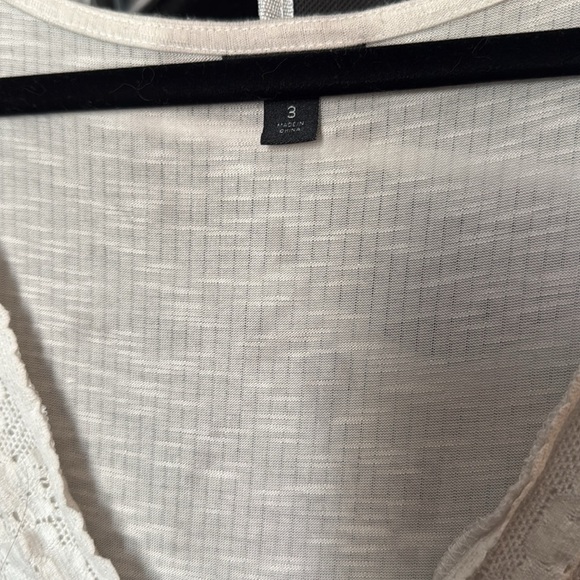 Super Soft Ribbed top with lace - Picture 3 of 7